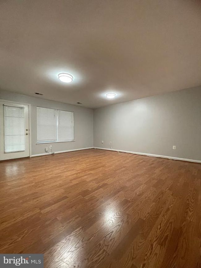 20121 Hardwood Ter, Townhouse with 3 bedrooms, 4 bathrooms and null parking in ASHBURN VA | Image 18