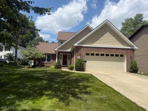 6066 Wilderness Lane, Parma Heights, OH, 44130 | Card Image