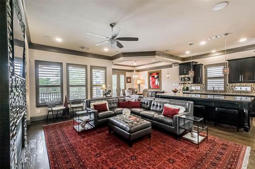 1014 Old Oyster Trl, Sugar Land, TX, 77478-4534 | Card Image