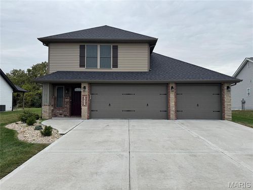 3617 Justine Dr, Pontoon Beach, IL, 62040-6622 | Card Image