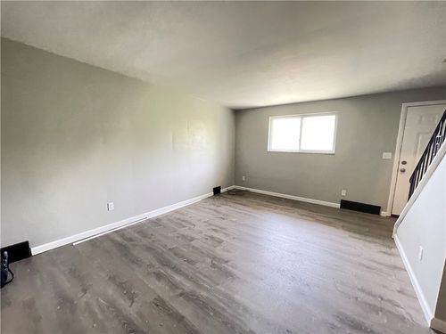 apt-b-307 Avenue A, Pittsburgh, PA, 15221-4261 | Card Image