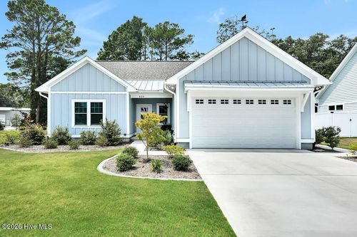 458 Raven Glen Dr, Southport, NC, 28461-5401 | Card Image