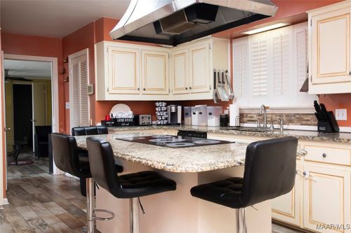 3628 Bankhead Ave, Montgomery, AL, 36111-2020 | Card Image