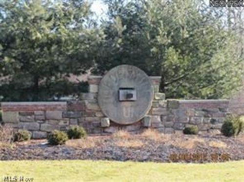 4324 Abbey Ln, Atwater, OH, 44201-9262 | Card Image