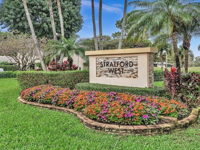 1D - 1 Westgate Lane, Condo with 2 bedrooms, 2 bathrooms and null parking in Boynton Beach FL | Image 2