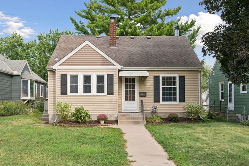 3049 Edgewood Ave S, Saint Louis Park, MN, 55426-3420 | Card Image