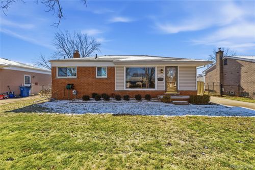 11844 Harold St, Warren, MI, 48089-4618 | Card Image