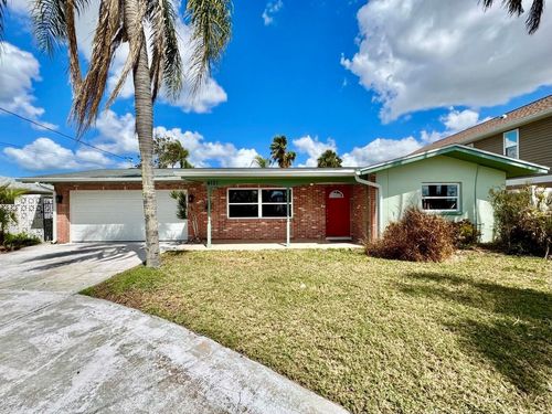4121 Headsail Dr, NEW PORT RICHEY, FL, 34652-4463 | Card Image