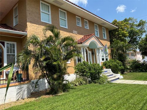 1611 S Olive Ave, West Palm Beach, FL, 33401-7352 | Card Image