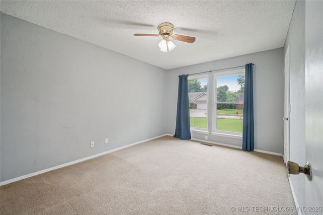 2208 W Louisville St, House other with 3 bedrooms, 2 bathrooms and null parking in Broken Arrow OK | Image 18