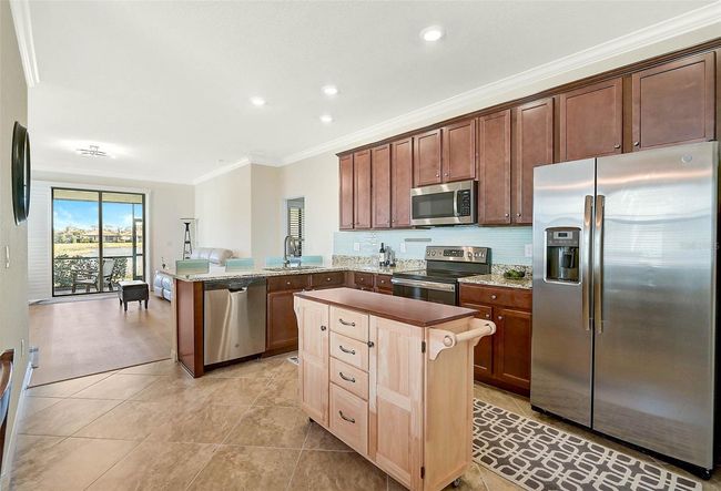 9900 Haze Dr, House other with 3 bedrooms, 2 bathrooms and null parking in VENICE FL | Image 4