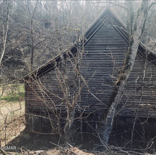 3 Gists Creek Rd, Sevierville, TN, 37876-1317 | Card Image