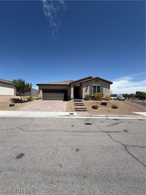 132 W Winston Ln, Indian Springs, NV, 89018-0500 | Card Image