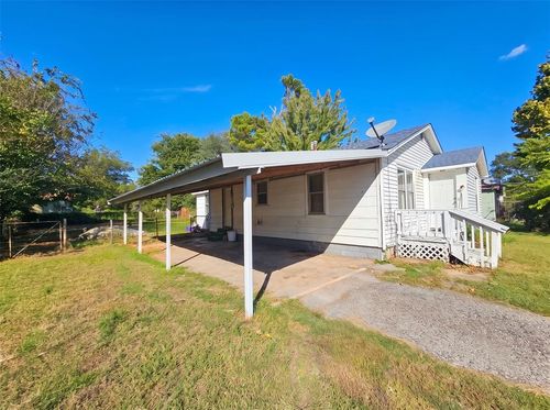 405 S Maple St, Davis, OK, 73030-2140 | Card Image