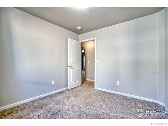 Primary attached bath | Image 15