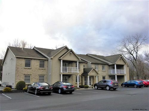 6-46 Washington Ave, Waterford, NY, 12188-1833 | Card Image
