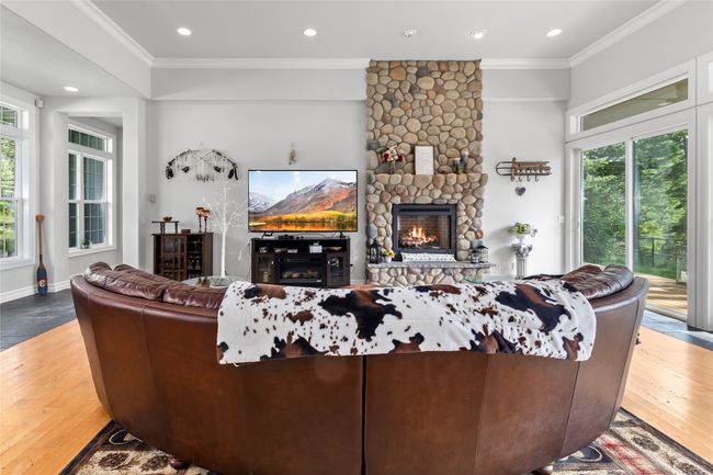 20245 Swan View Rd, House other with 5 bedrooms, 4 bathrooms and null parking in Rollins MT | Image 9