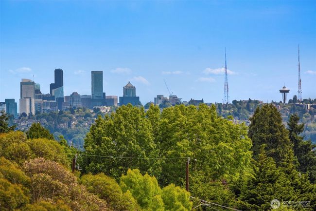 B - 8314 14 Th Ave Nw, Townhouse with 3 bedrooms, 4 bathrooms and 1 parking in Seattle WA | Image 35