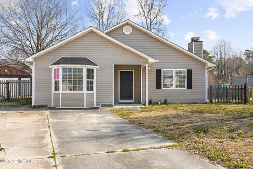 110 Vauhan Ct, Jacksonville, NC, 28540-7130 | Card Image