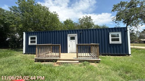 312 5th St, Sutherland Springs, TX, 78161-4774 | Card Image