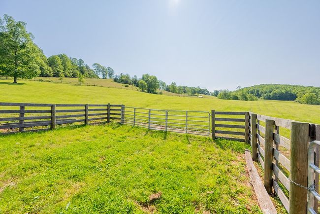 688 Gibson Knob Rd, Home with 0 bedrooms, 0 bathrooms and null parking in Laurel Fork VA | Image 63