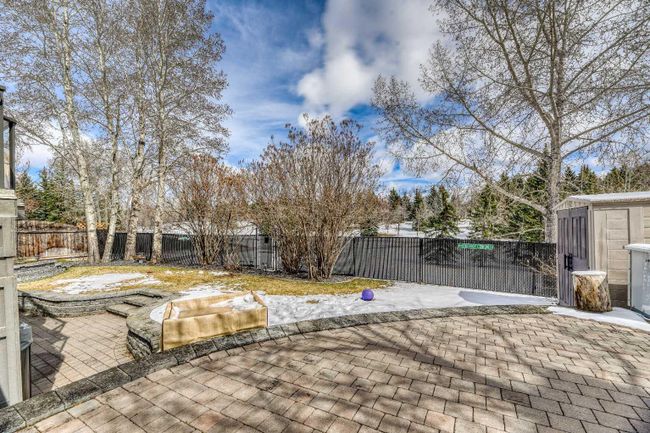 139 Valhalla Crescent Nw, Home with 4 bedrooms, 3 bathrooms and 4 parking in Calgary AB | Image 43