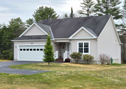 12 Mallard Dr, Canaan, NH, 03741-7579 | Card Image
