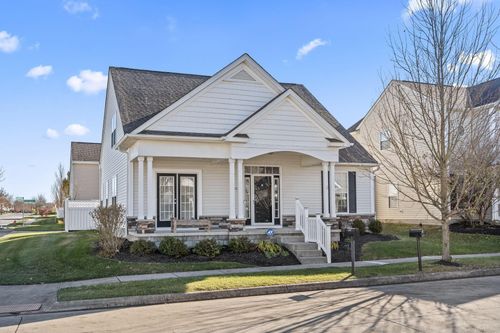 1102 Ashcraft Ave, Blacklick, OH, 43004-7181 | Card Image