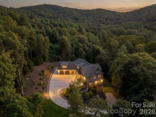 8 Lakeview Dr, Fairview, NC, 28730-9775 | Card Image