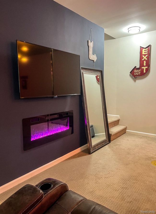 11236 Chyna Run, House other with 4 bedrooms, 4 bathrooms and null parking in Springfld Twp MI | Image 49