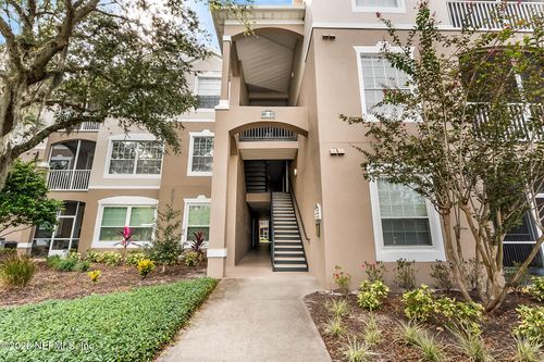 413-10550 Baymeadows Rd, Jacksonville, FL, 32256-4518 | Card Image