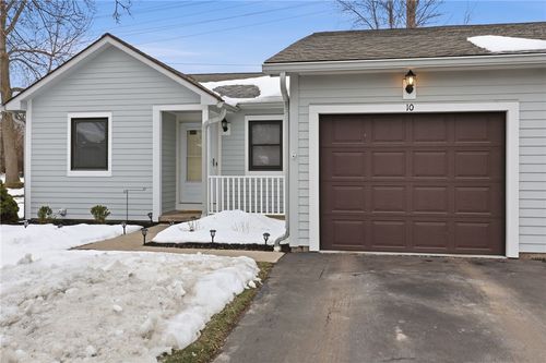 10 Brimley Mnr, Greece, NY, 14612-4414 | Card Image