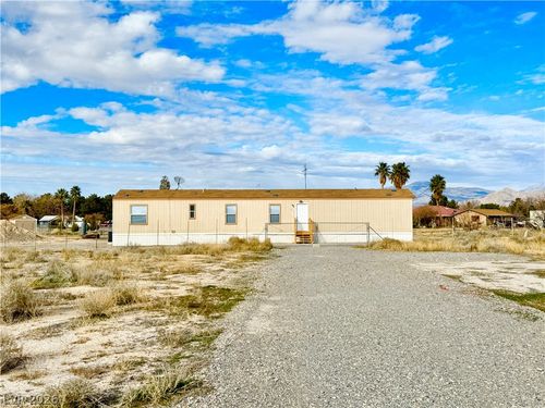 4210 E Cheyenne Way, Pahrump, NV, 89061-8621 | Card Image