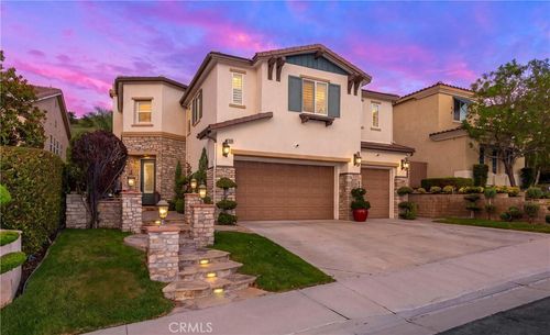 17688 Wren Dr, Canyon Country, CA, 91387-3826 | Card Image