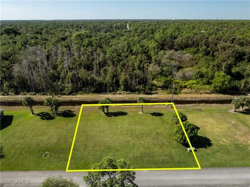 20-4001 Skyway Dr, NAPLES, FL, 34112-2926 | Card Image