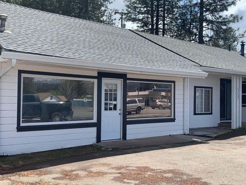 37305 State Highway 299 E, Burney, CA, 96013-4371 | Card Image