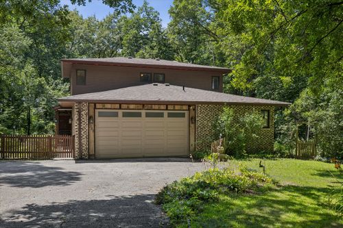 1388 265th St, Sherrard, IL, 61281-8553 | Card Image