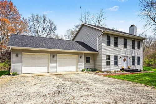 1305 Wooster Rd, Winona Lake, IN, 46590-5721 | Card Image