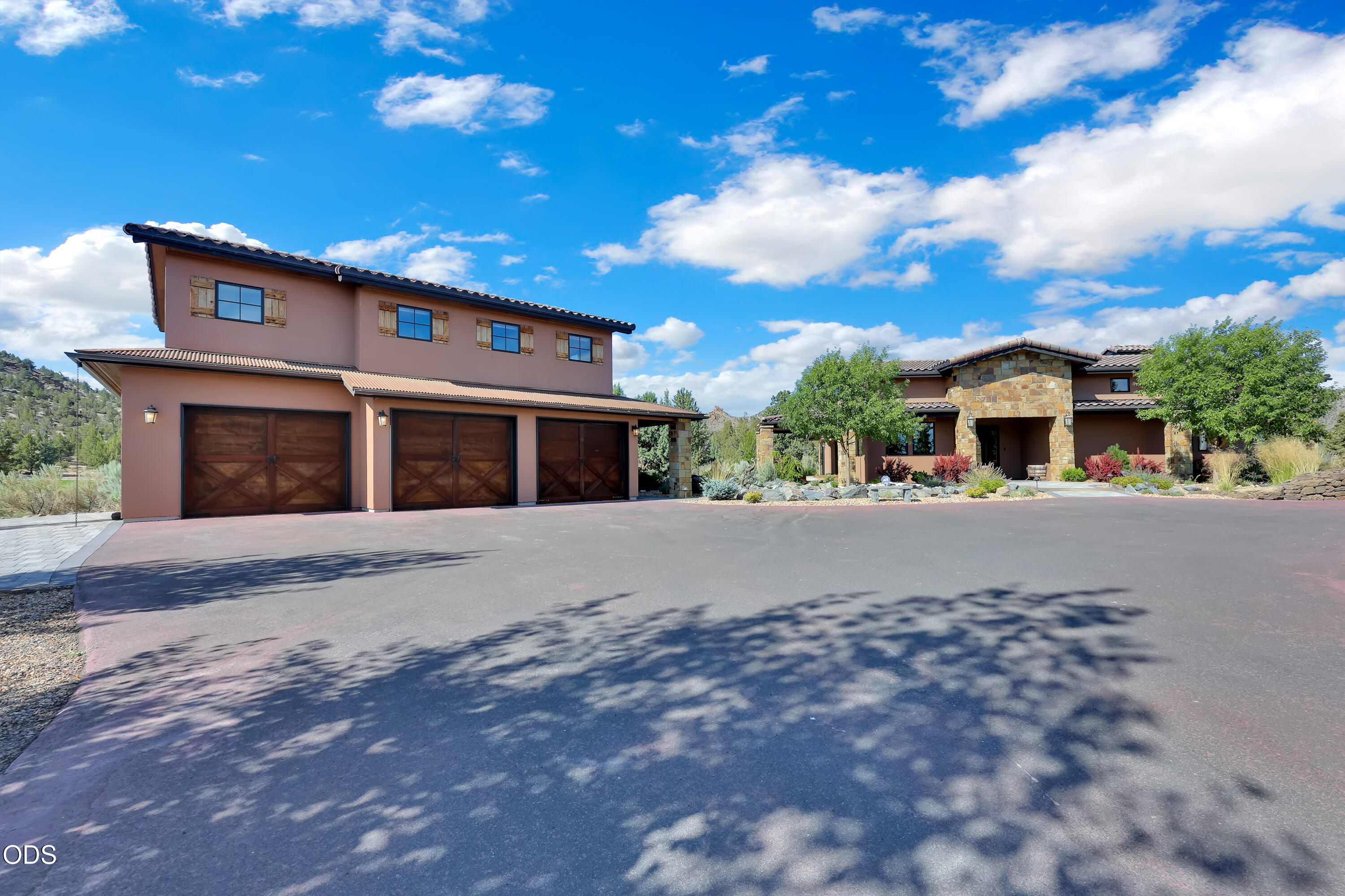 Residential in Terrebonne 3