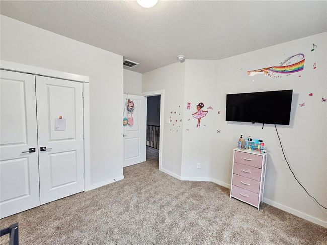 One of three spacious bedroom | Image 21