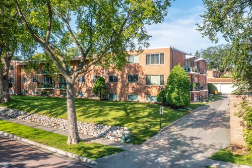apt-2-605 7th St S, Fargo, ND, 58103-2762 | Card Image