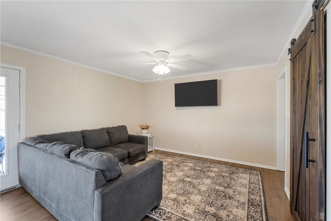5132 Cedar Rock Pkwy, House other with 3 bedrooms, 2 bathrooms and 2 parking in Crawford TX | Image 6