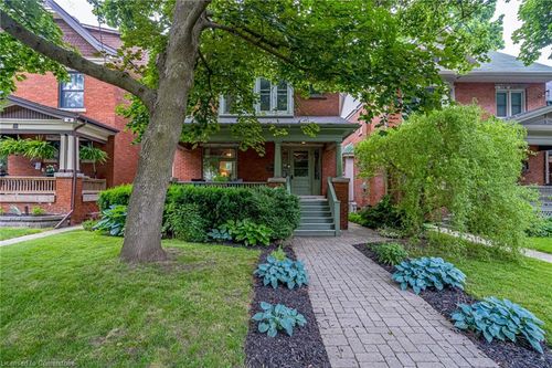 90 Blake St, Hamilton, ON, L8M2S6 | Card Image