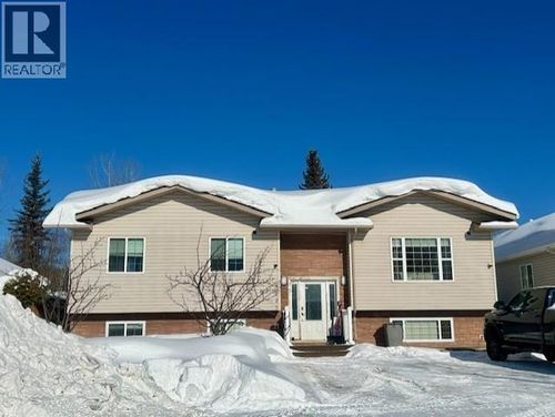 5227 Hallmark Crescent, Fort Nelson, BC, V0C1R0 | Card Image