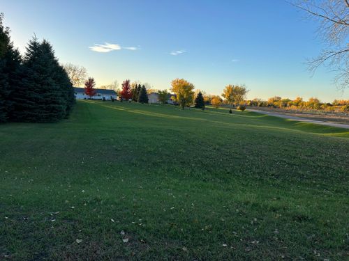 6007 Rolling Hills Dr Sw, Montevideo, MN, 56265-3255 | Card Image