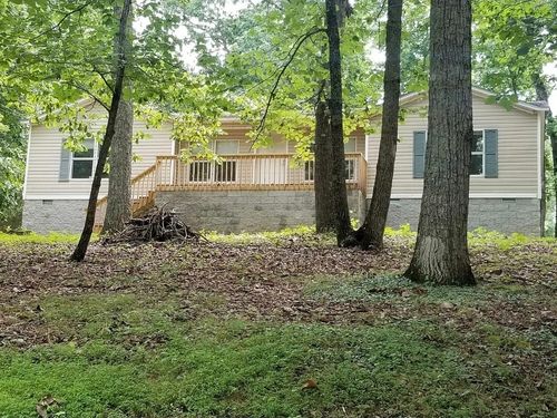 198 Neil Dr, Smithville, TN, 37166-8401 | Card Image