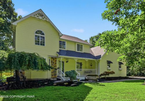 161 Acorn Ln, Stroudsburg, PA, 18360-6670 | Card Image