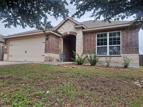 19208 Freedom Hill Ln, Manor, TX, 78653-4055 | Card Image