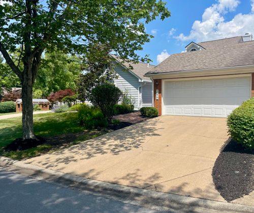 1077 Watson Ct, Lexington, KY, 40511-1380 | Card Image