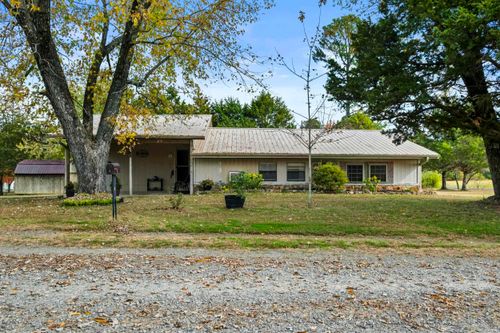 4 Persimmon Ln, Tumbling Shoals, AR, 72581-9243 | Card Image